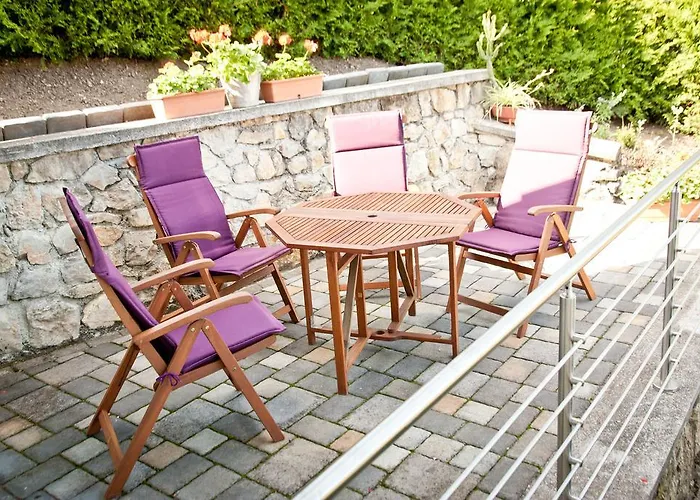 Storchennest Mit E-ladestation Waldshut-Tiengen